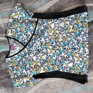 Divine Scrubs Womans Sz. L Butterfly Scrub Top